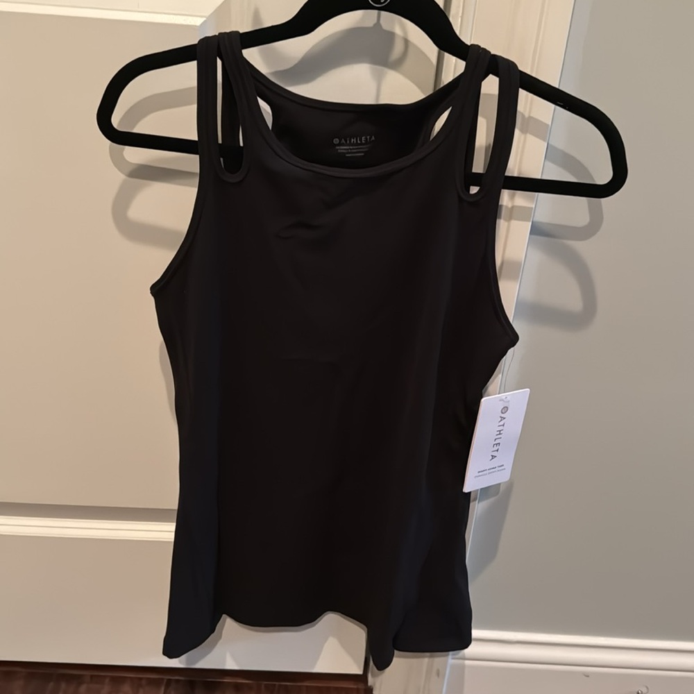 NWT Athleta Shanti Asana Tank Black size Medium